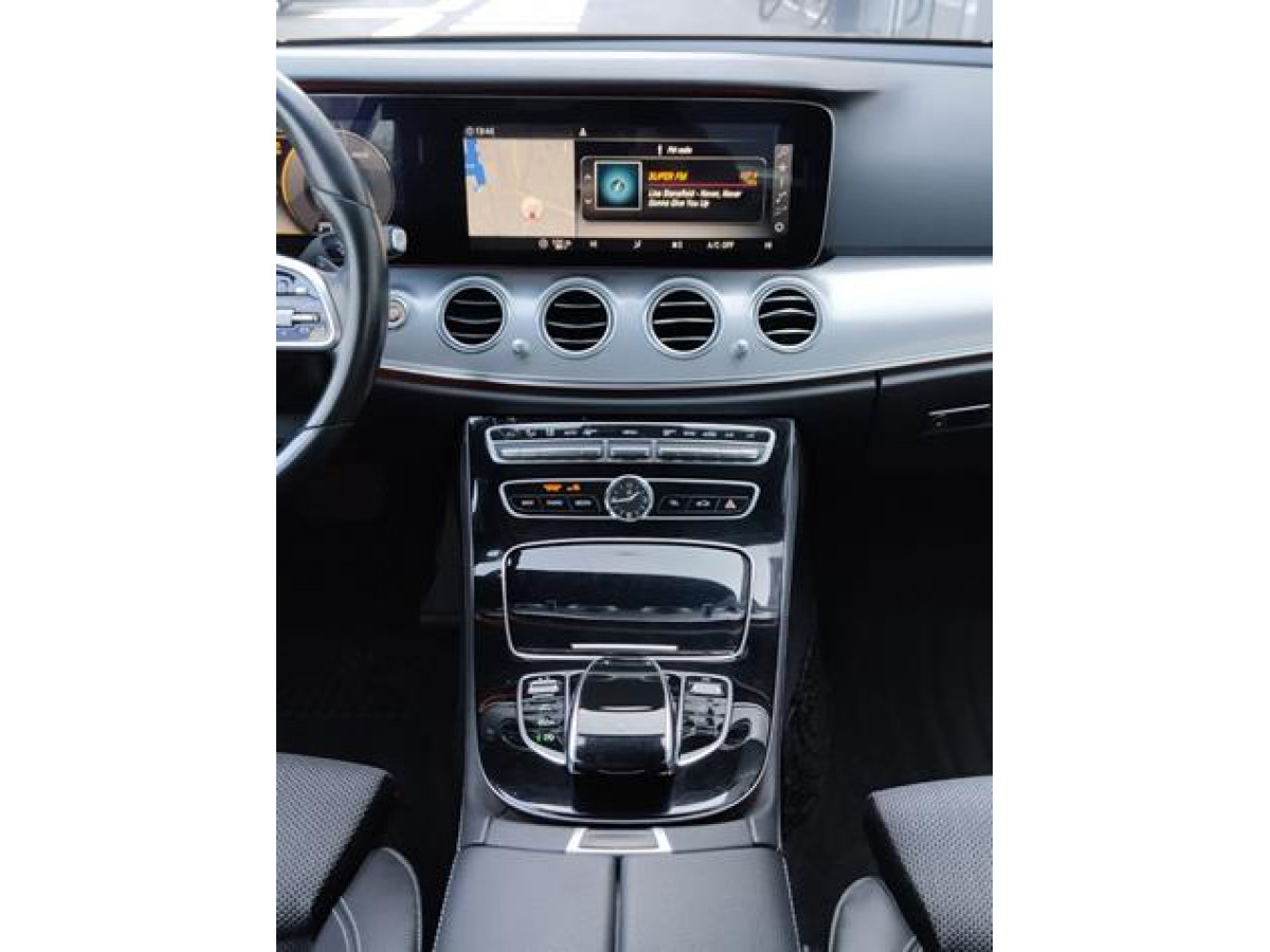 Mercedes Benz E 220 D 4MATIC