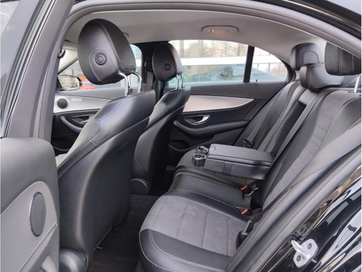Mercedes Benz E 220 D 4MATIC
