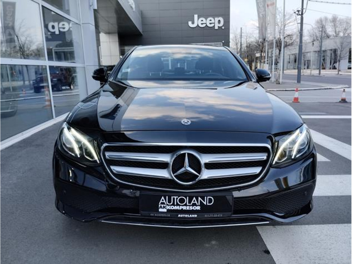 Mercedes Benz E 220 D 4MATIC