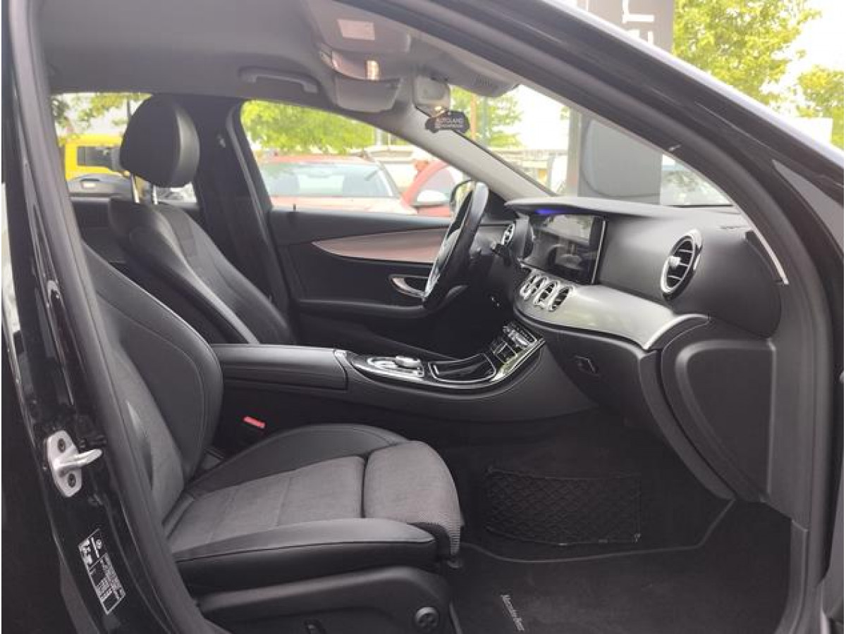 Mercedes Benz E 220 D 4MATIC