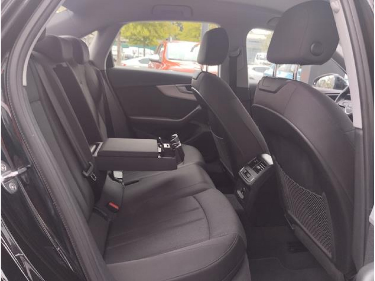 Audi A4 2.0 TDI Hybrid