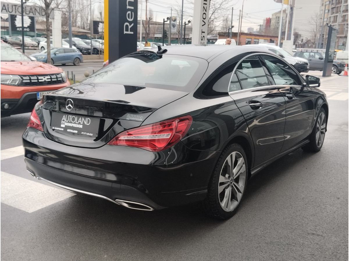 Mercedes Benz CLA 180 1.6 AUT
