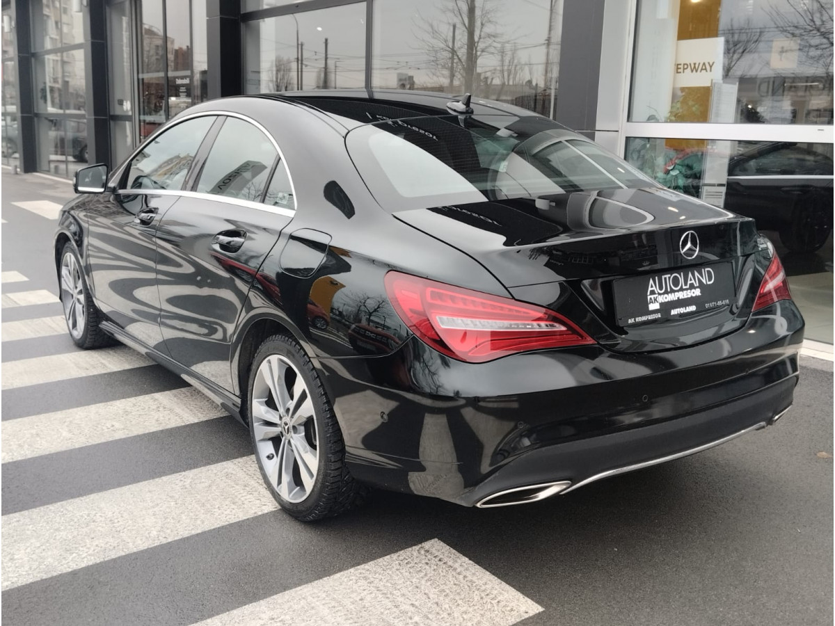 Mercedes Benz CLA 180 1.6 AUT