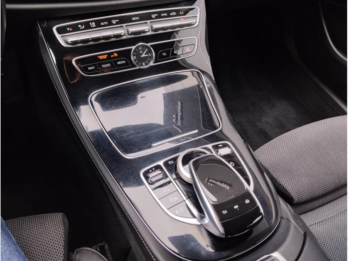 Mercedes Benz E 220 2.0