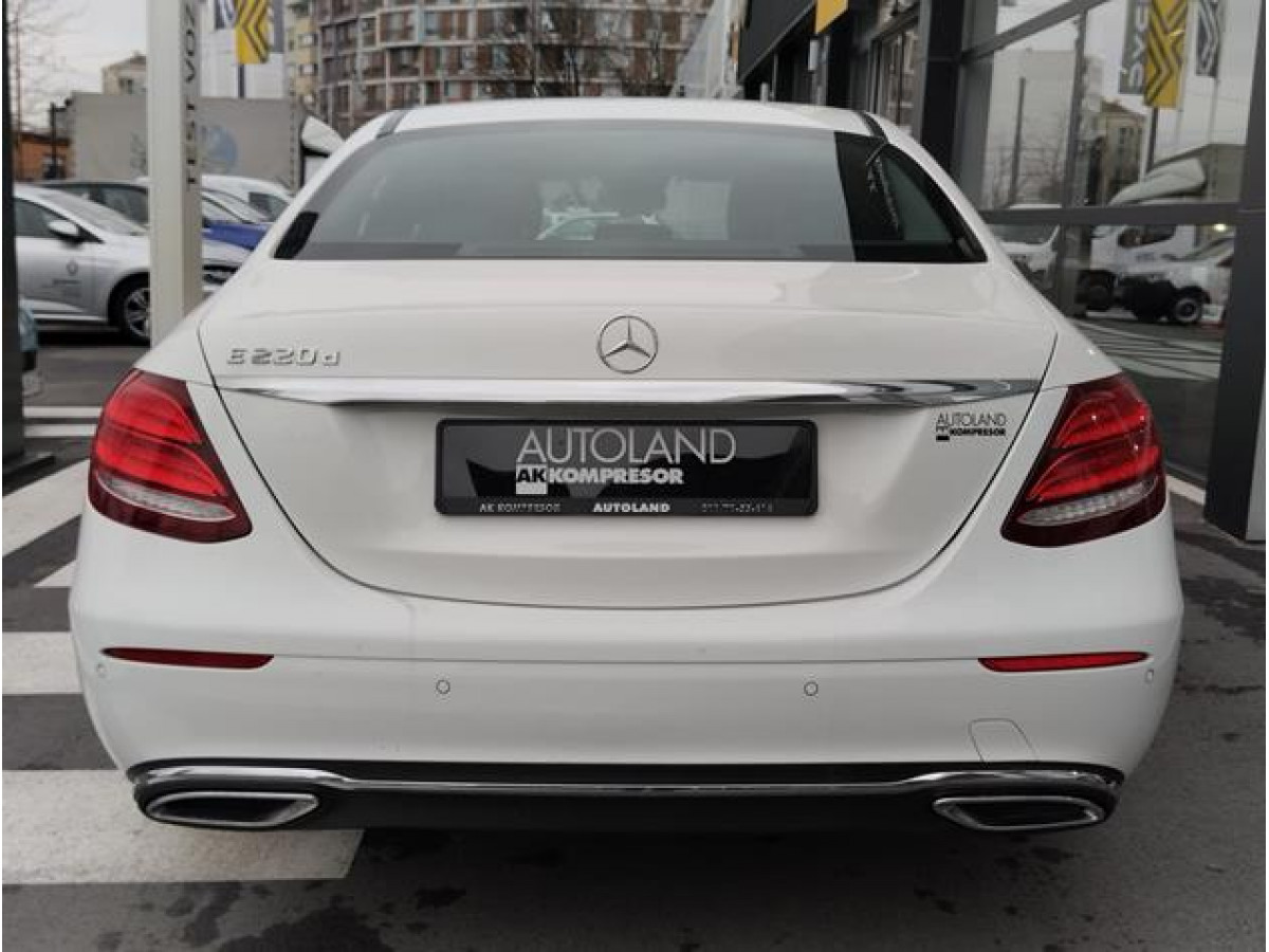 Mercedes Benz E 220 2.0