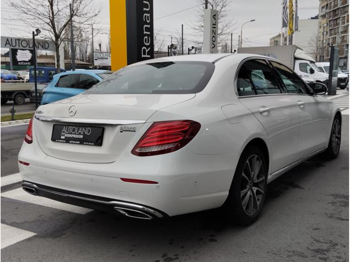 Mercedes Benz E 220 2.0
