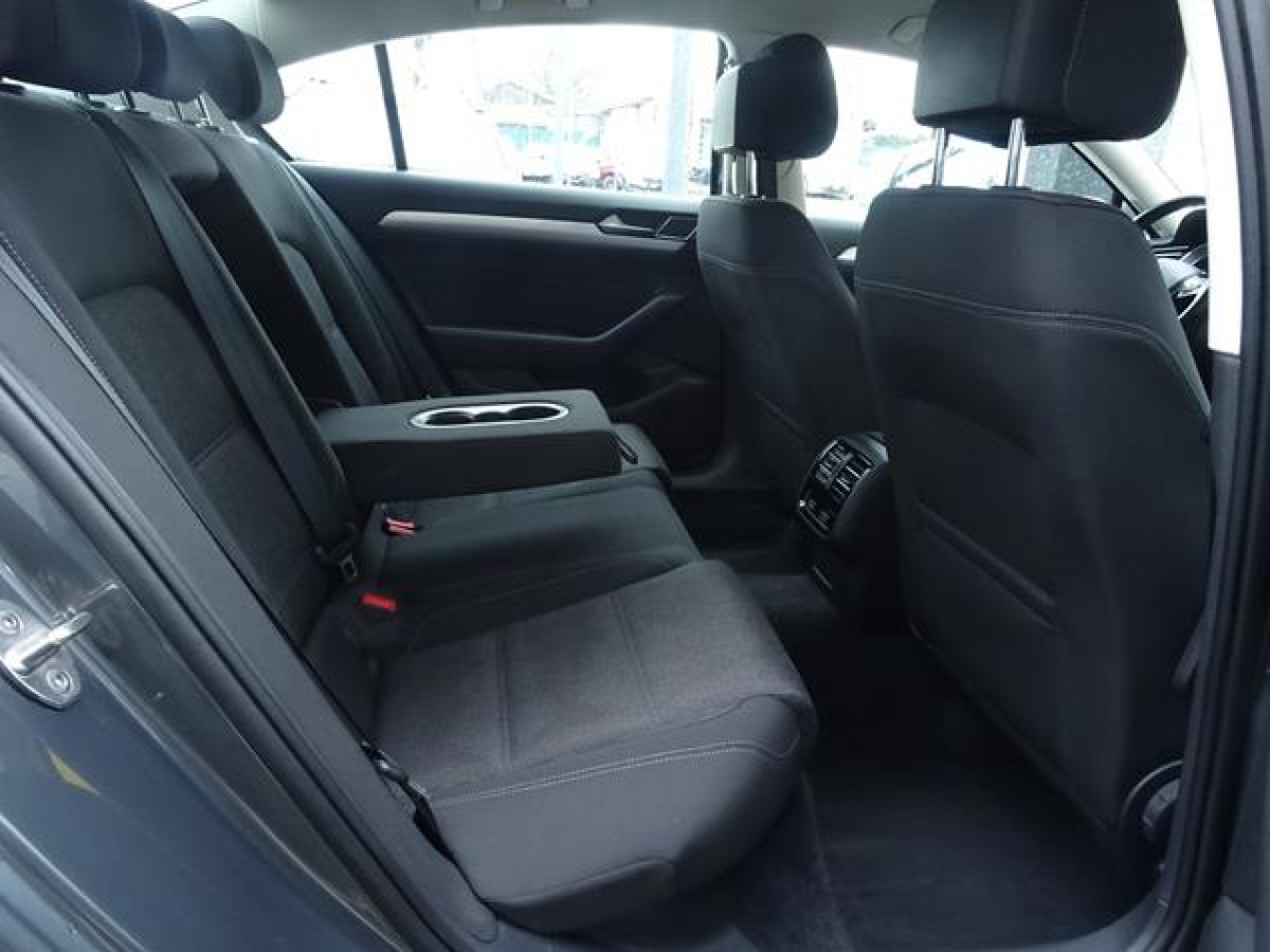 Volkswagen Passat B8 1.6 TDI Comfort DSG 