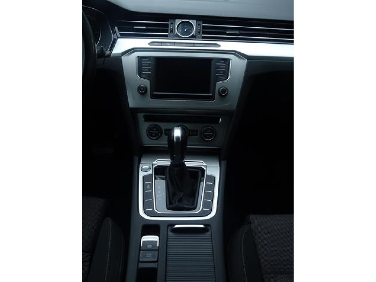 Volkswagen Passat B8 1.6 TDI Comfort DSG 