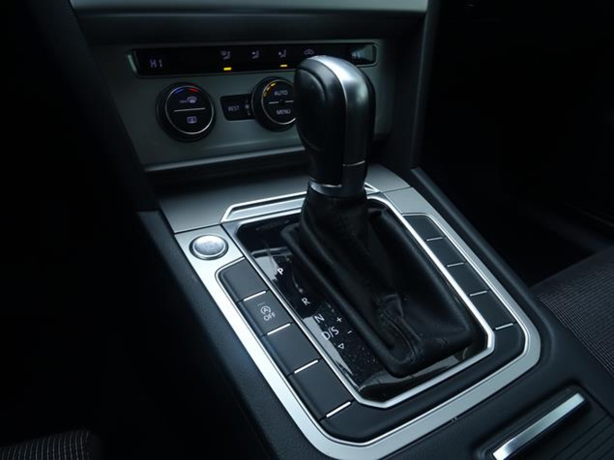 Volkswagen Passat B8 1.6 TDI Comfort DSG 
