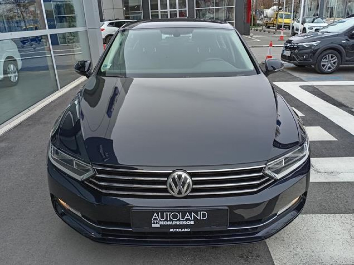 Volkswagen Passat B8 2.0 Tdi Comfortline