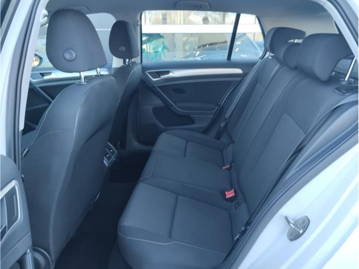 Volkswagen Golf 7 1.6 TDI Trendline