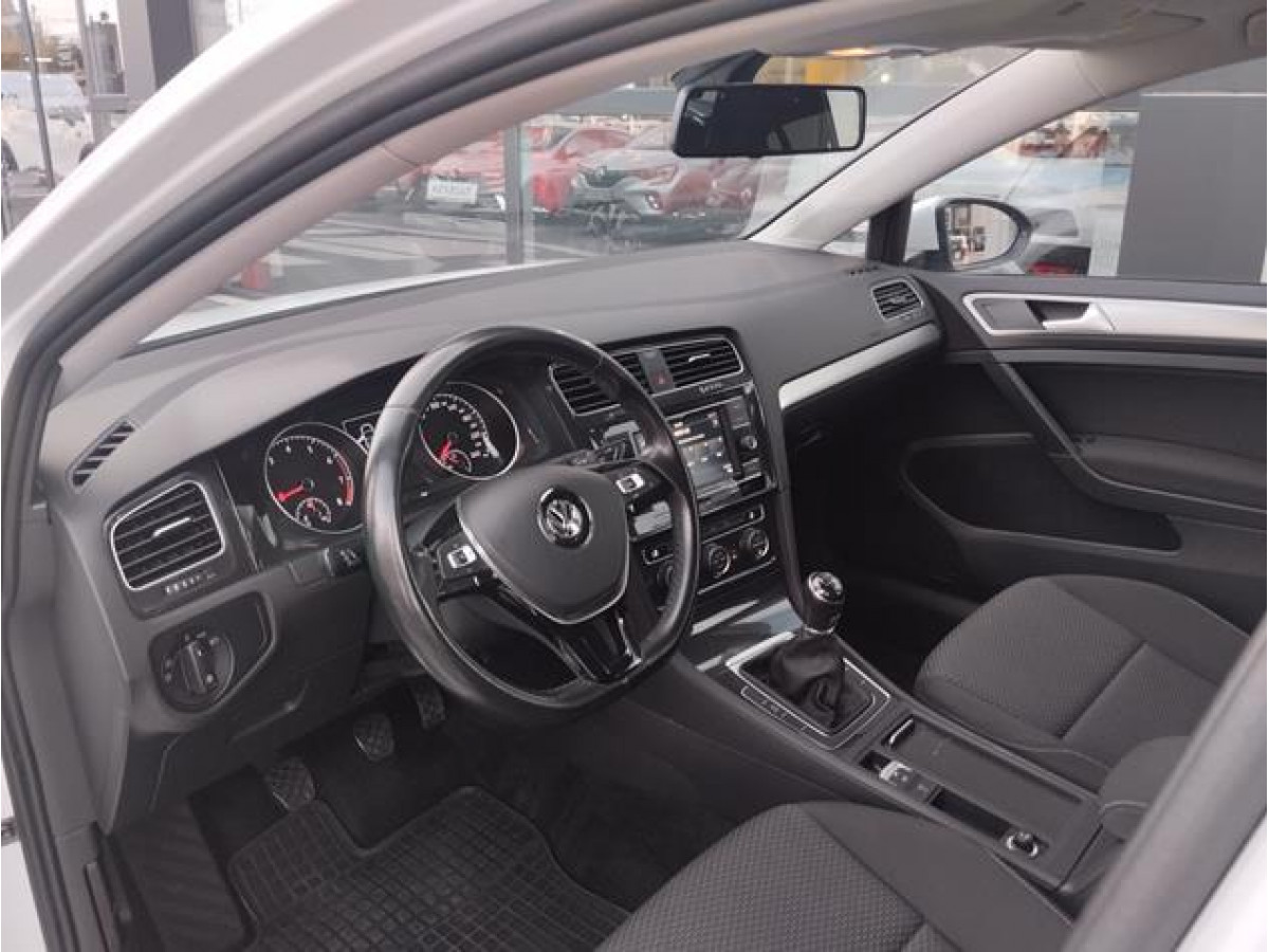 Volkswagen Golf 7 1.0 TSI Trend