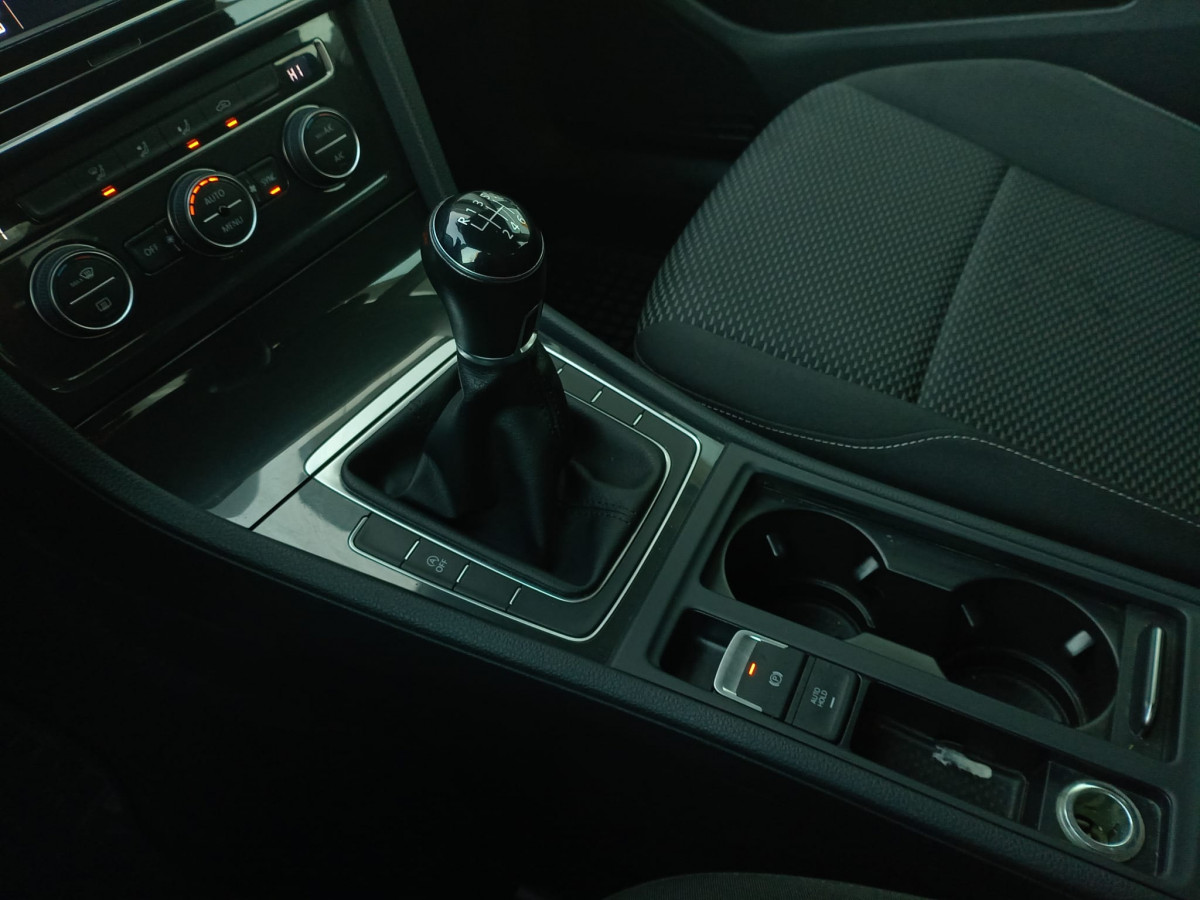 Volkswagen Golf 7 1.0 TSI Trendline