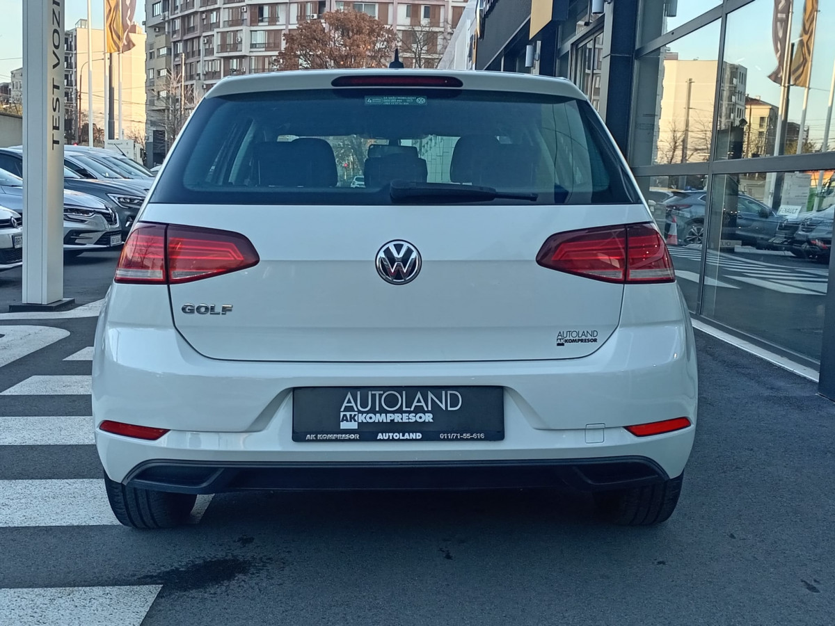 Volkswagen Golf 7 1.0 TSI Trendline