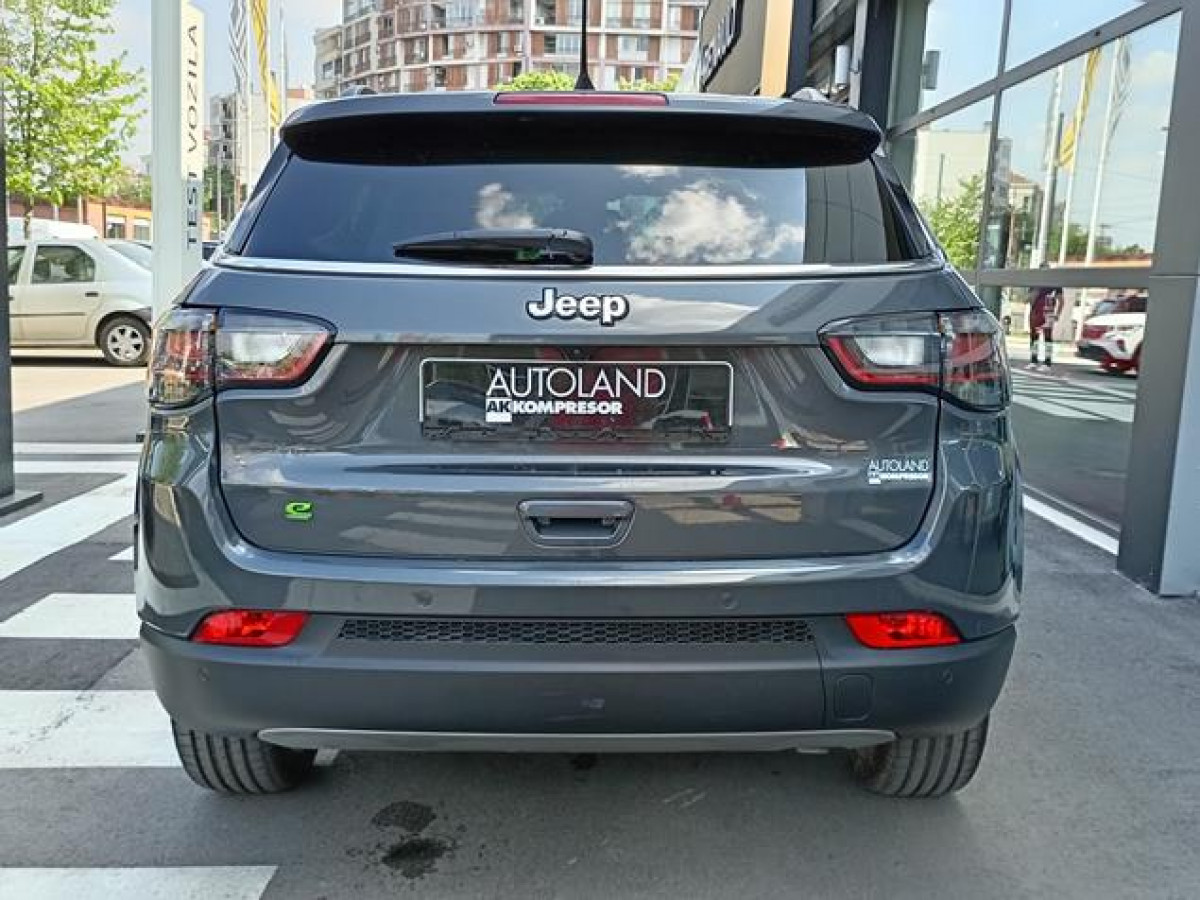 Jeep Compass 1.5 Hybrid
