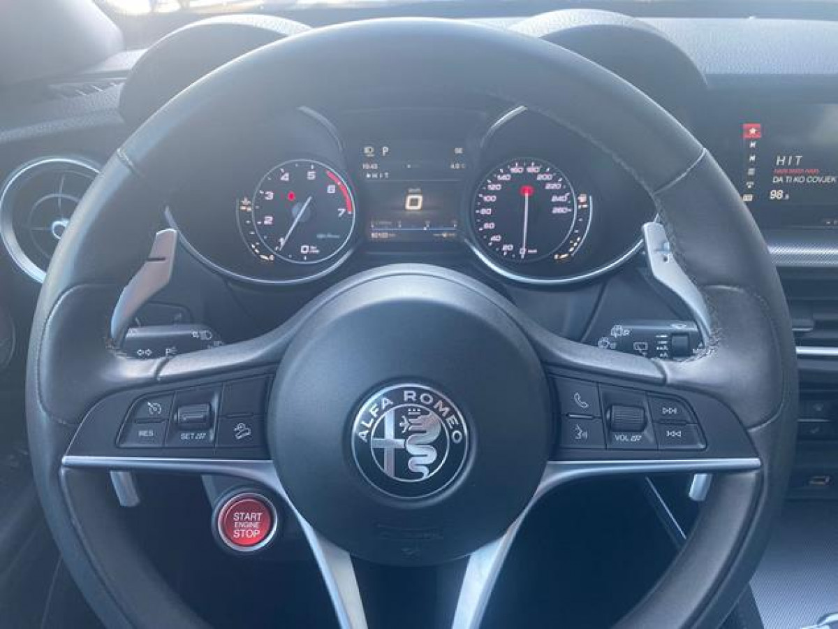 Alfa Romeo Stelvio 2.0 Q4 AUT