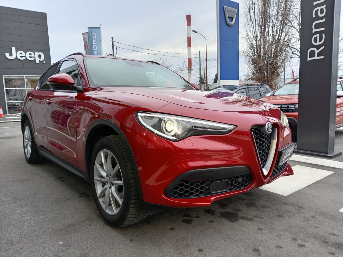 Alfa Romeo Stelvio 2.0 Q4