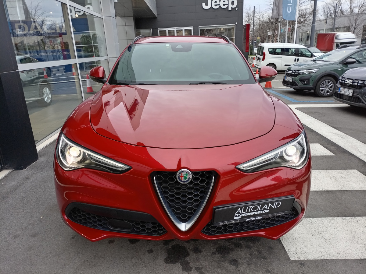 Alfa Romeo Stelvio 2.0 Q4
