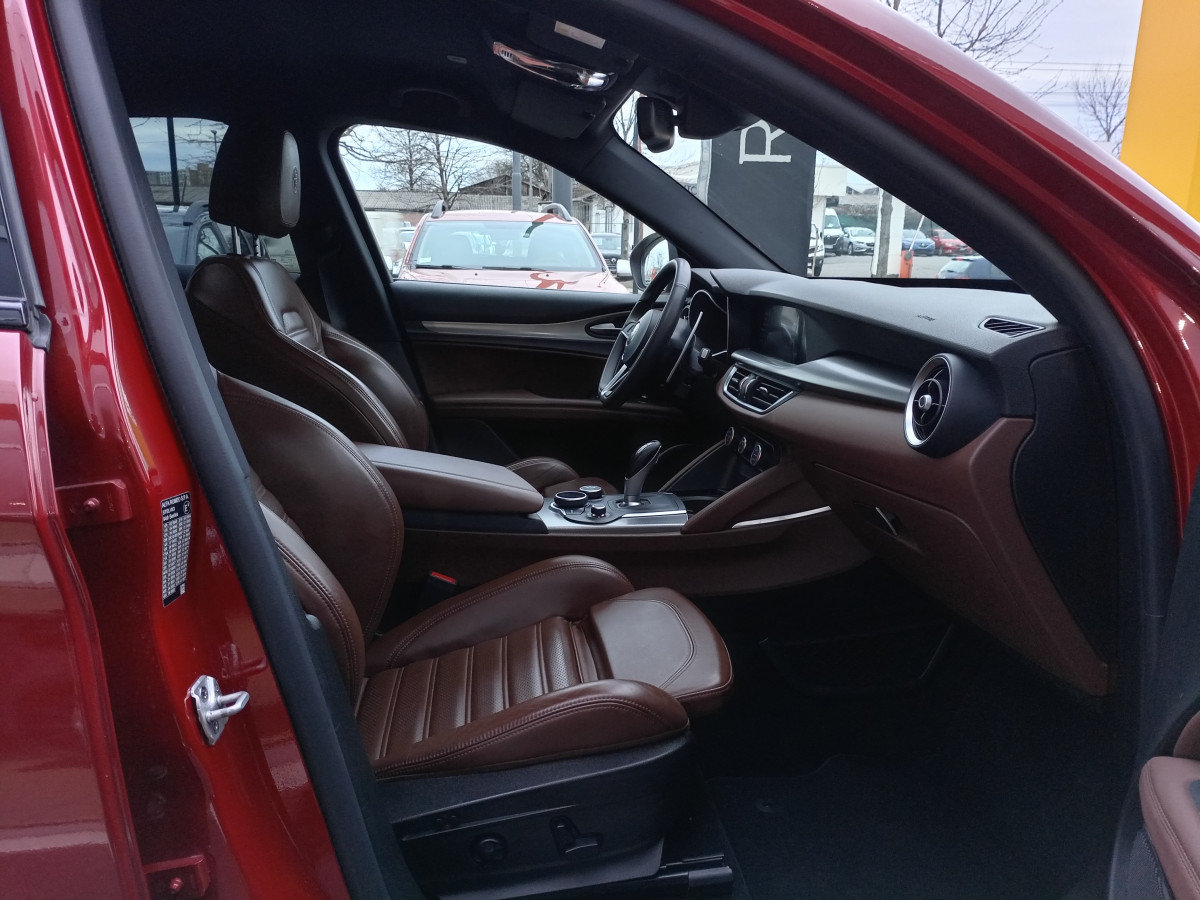 Alfa Romeo Stelvio 2.0 Q4