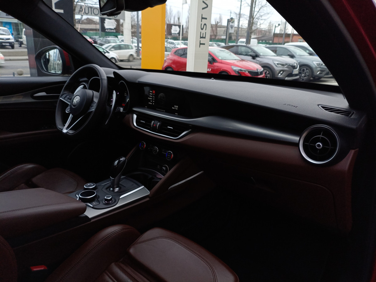 Alfa Romeo Stelvio 2.0 Q4