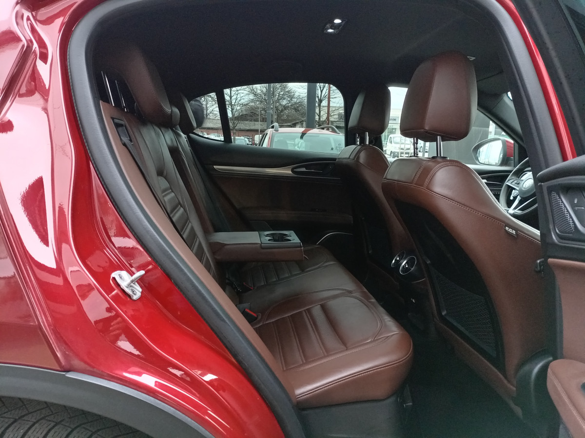 Alfa Romeo Stelvio 2.0 Q4