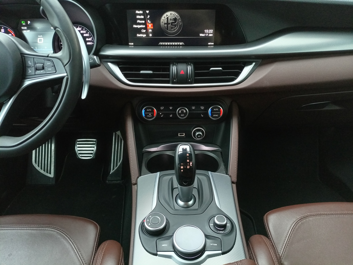 Alfa Romeo Stelvio 2.0 Q4