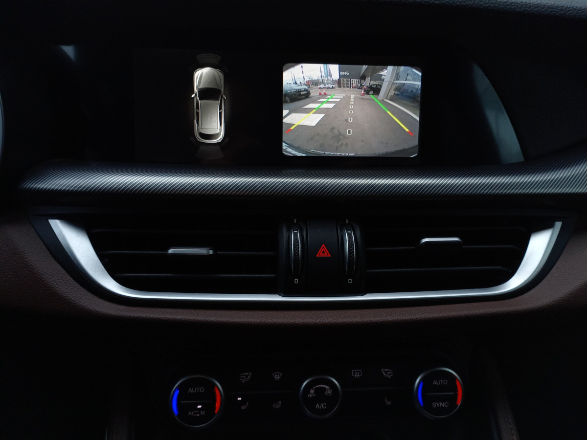 Alfa Romeo Stelvio 2.0 Q4