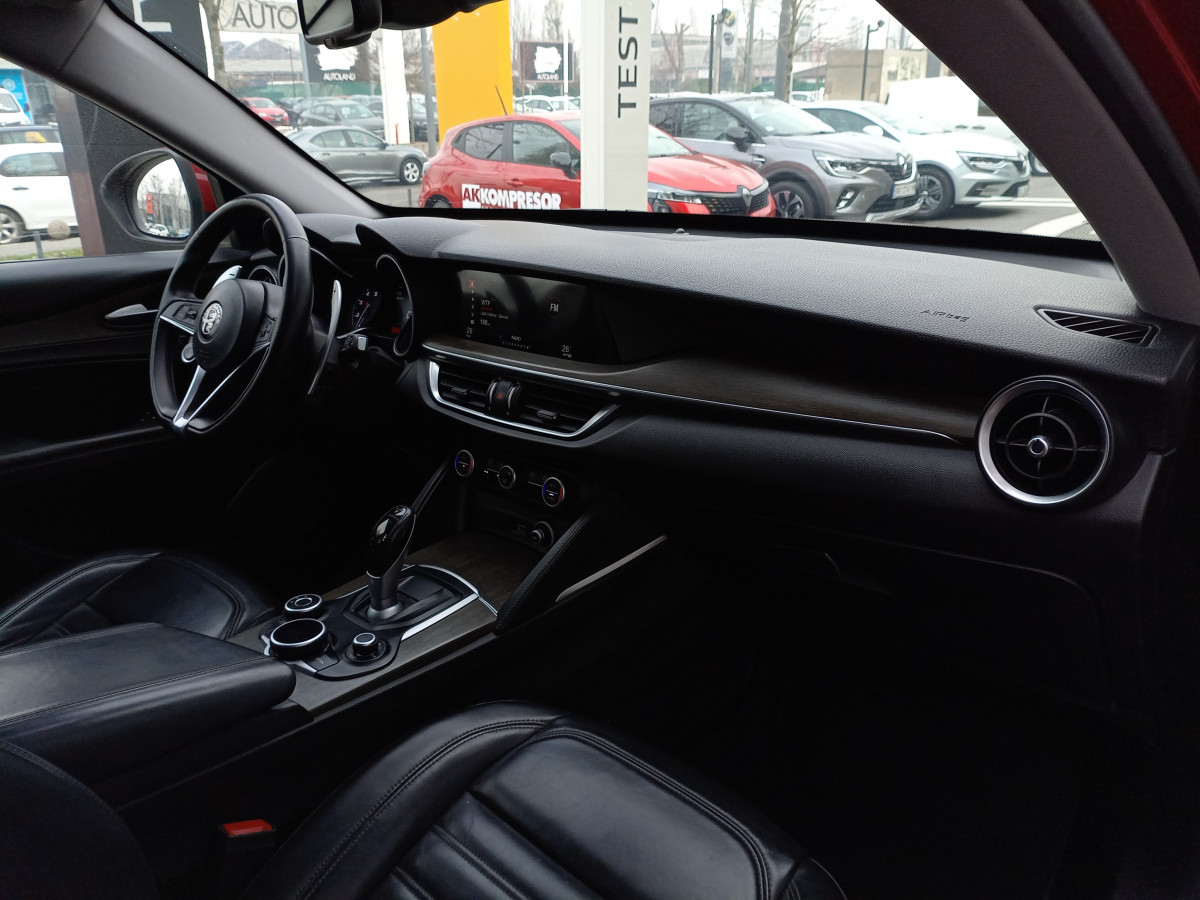 Alfa Romeo Stelvio 2.0 Q4