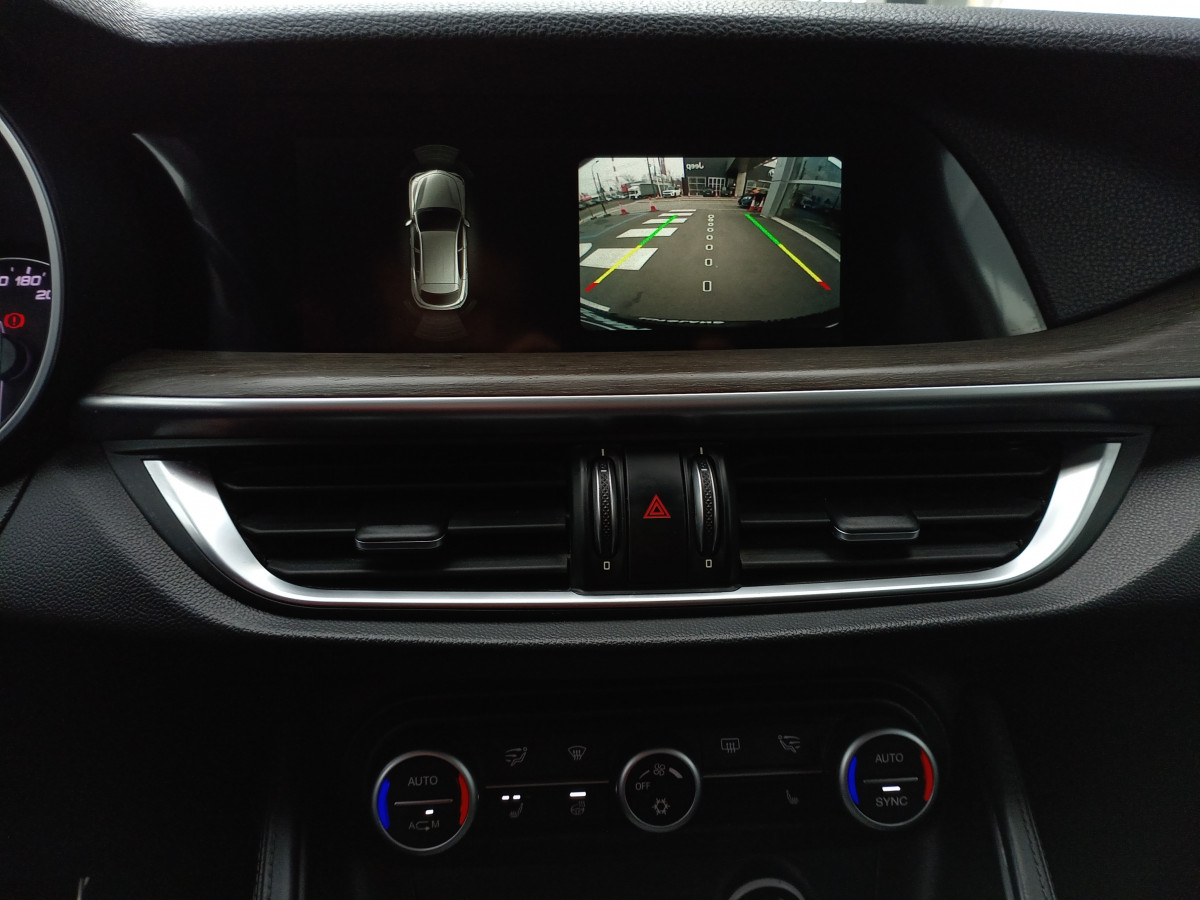 Alfa Romeo Stelvio 2.0 Q4