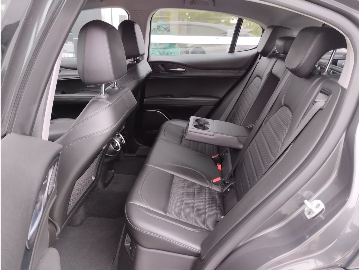 Alfa Romeo Stelvio 2.2 Q4 AUT