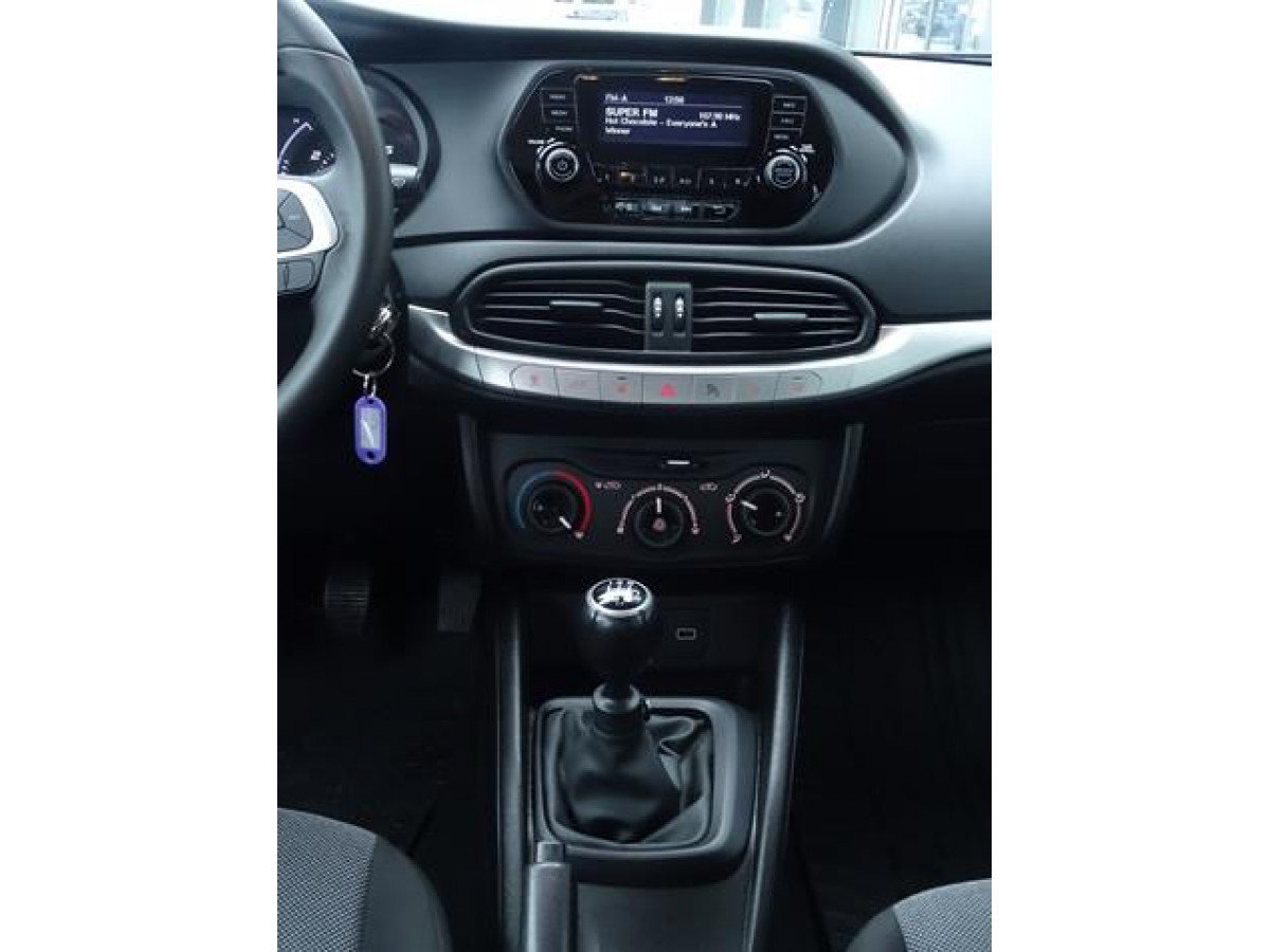 Fiat Tipo 1.4 Easy 