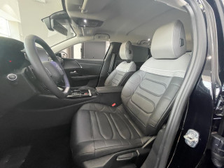 Citroen C5 X 1.6l 180ks SHINE EAT8 