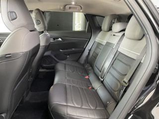 Citroen C5 X 1.6l 180ks SHINE EAT8 