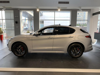 Alfa Romeo Stelvio 2.2 210ks AT8 Q4 Veloce 