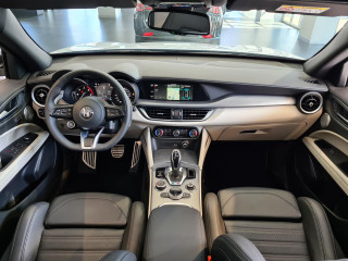 Alfa Romeo Stelvio 2.2 210ks AT8 Q4 Veloce