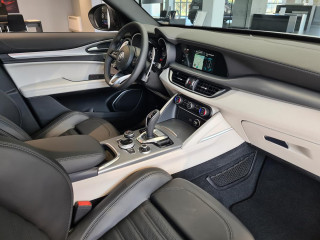 Alfa Romeo Stelvio 2.2 210ks AT8 Q4 Veloce