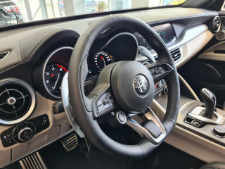 Alfa Romeo Stelvio 2.2 210ks AT8 Q4 Veloce