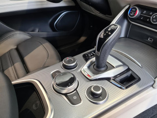 Alfa Romeo Stelvio 2.2 210ks AT8 Q4 Veloce