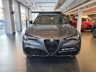 Alfa Romeo Stelvio 2.0 Petrol 280KS Q4 AT8 VELOCE