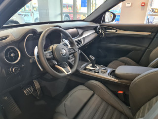 Alfa Romeo Stelvio 2.0 Petrol 280KS Q4 AT8 VELOCE