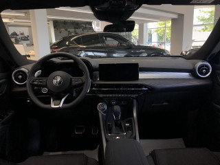 Alfa Romeo Tonale 1.6 MJTD 130ks FWD TCT 6 TI
