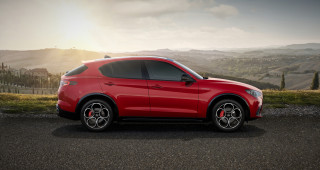 Alfa Romeo Stelvio 2.0 Petrol 280KS Q4 AT8 VELOCE