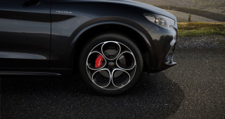 Alfa Romeo Stelvio 2.0 Petrol 280KS Q4 AT8 VELOCE