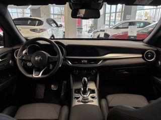 Alfa Romeo Stelvio 2.0 Petrol 280KS Q4 AT8 VELOCE