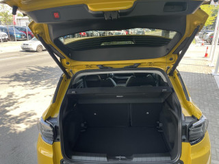 Jeep Avenger MHEV 1.2 100ks DCT6 Summit - DEMO 