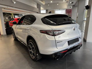 Alfa Romeo Stelvio 2.0 Petrol 280KS Q4 AT8 VELOCE 