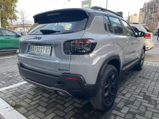 Jeep Avenger MHEV 1.2 136ks DCT6 UPLAND 4X4e - DEMO 