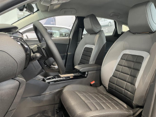 CITROEN NOVI C4  PLUS 1.2L 130KS EAT8 