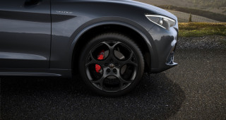 Alfa Romeo Stelvio 2.0 Petrol 280KS Q4 AT8 VELOCE