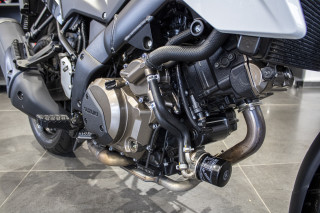 Suzuki V STROM DL1050A 